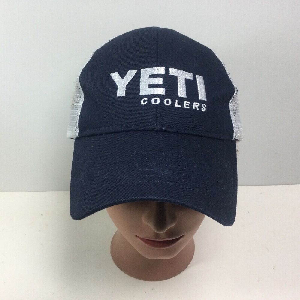 Yeti Coolers‎ hat Snapback Navy Blue White Mesh Back trucker baseball cap